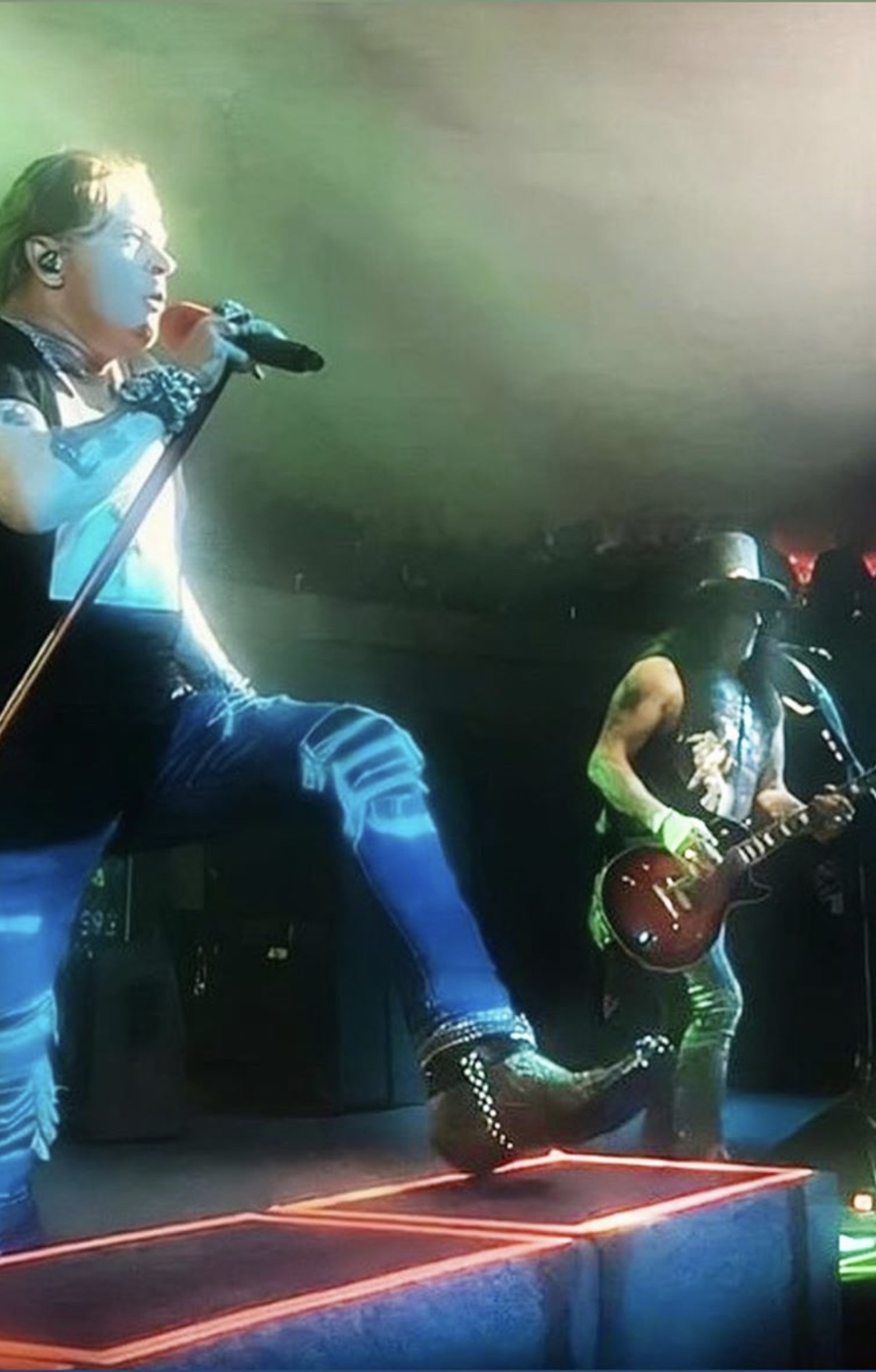 SofferAri ソファーアリ 日本代理店 Guns N' Roses AxlRose