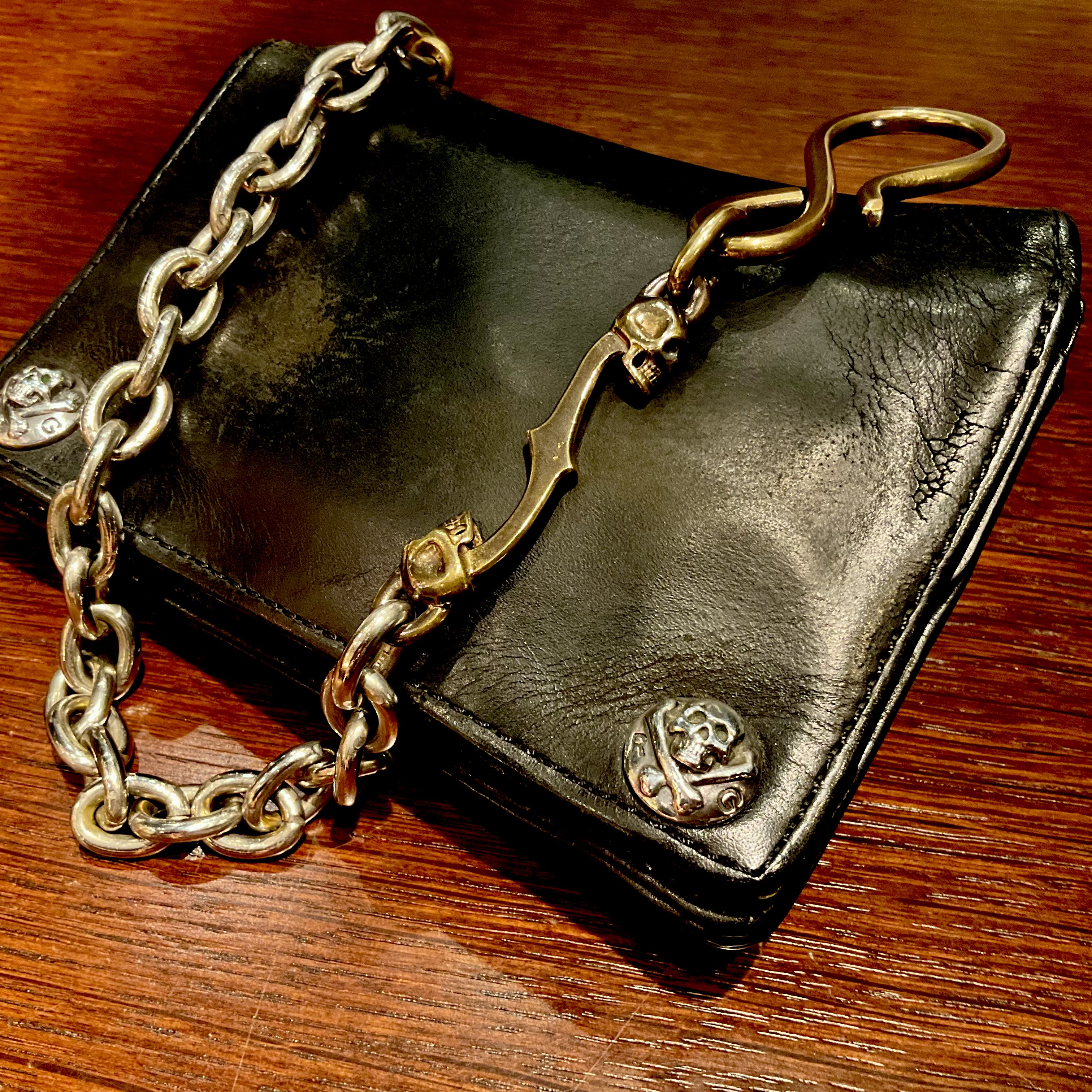 MadeInDirty WalletChain カスタム　FHole　Skull