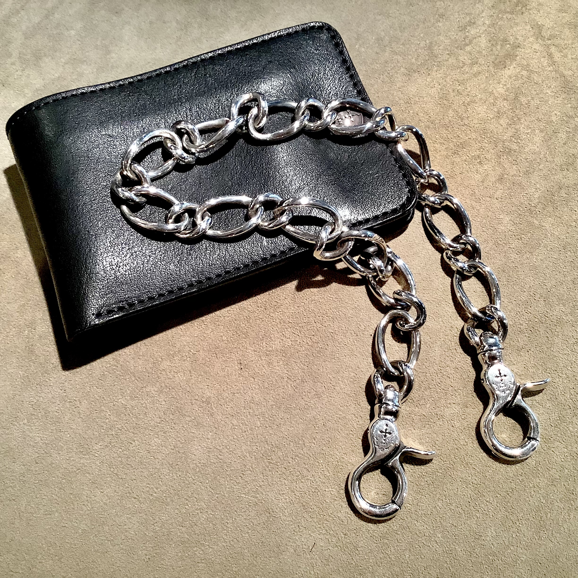BurdenOfProof 18K Gold WalletChain