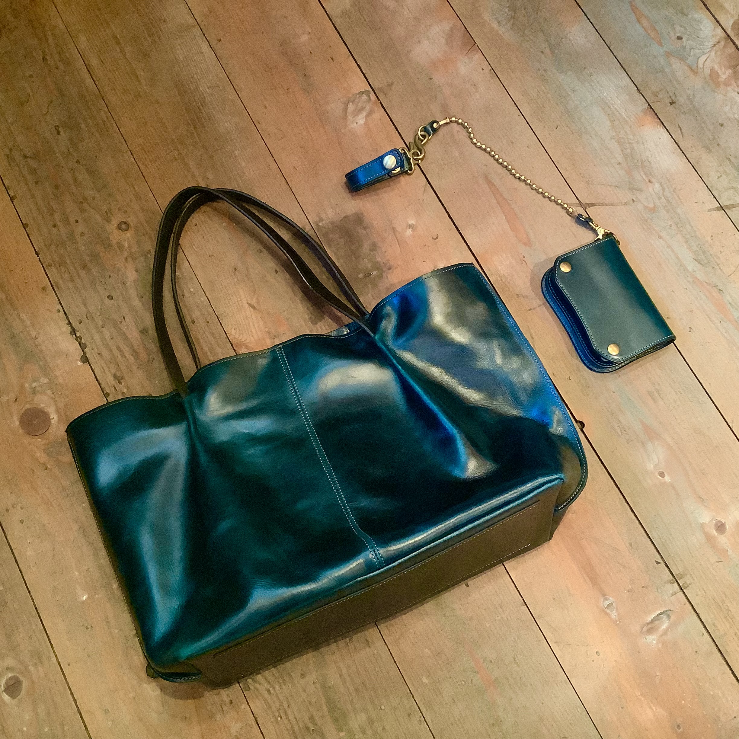 GrooverLeather 特別販売会　6/29まで 財布　鞄　バッグ　革製品