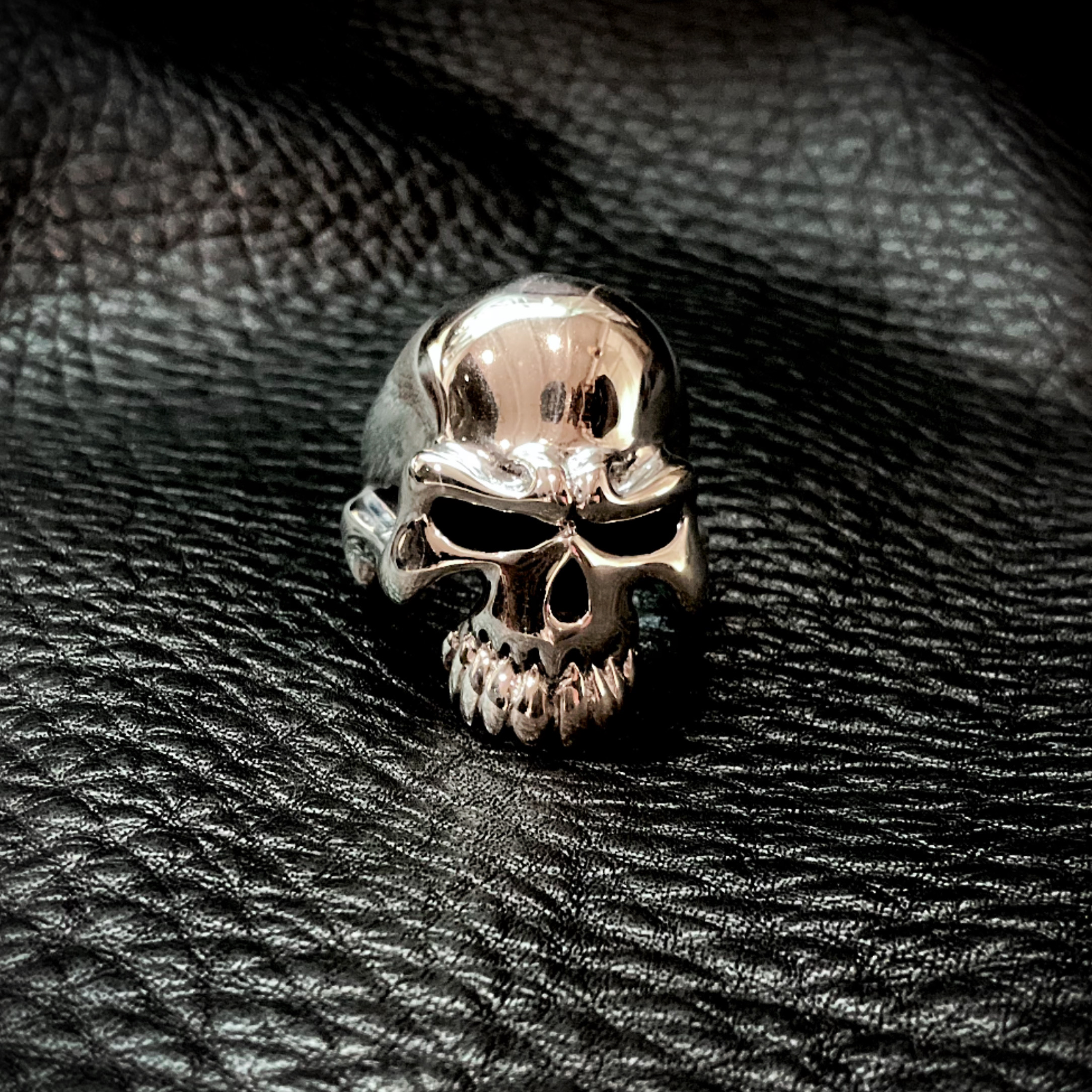 THIRTEEN DESIGNS official サーティーンデザインズ