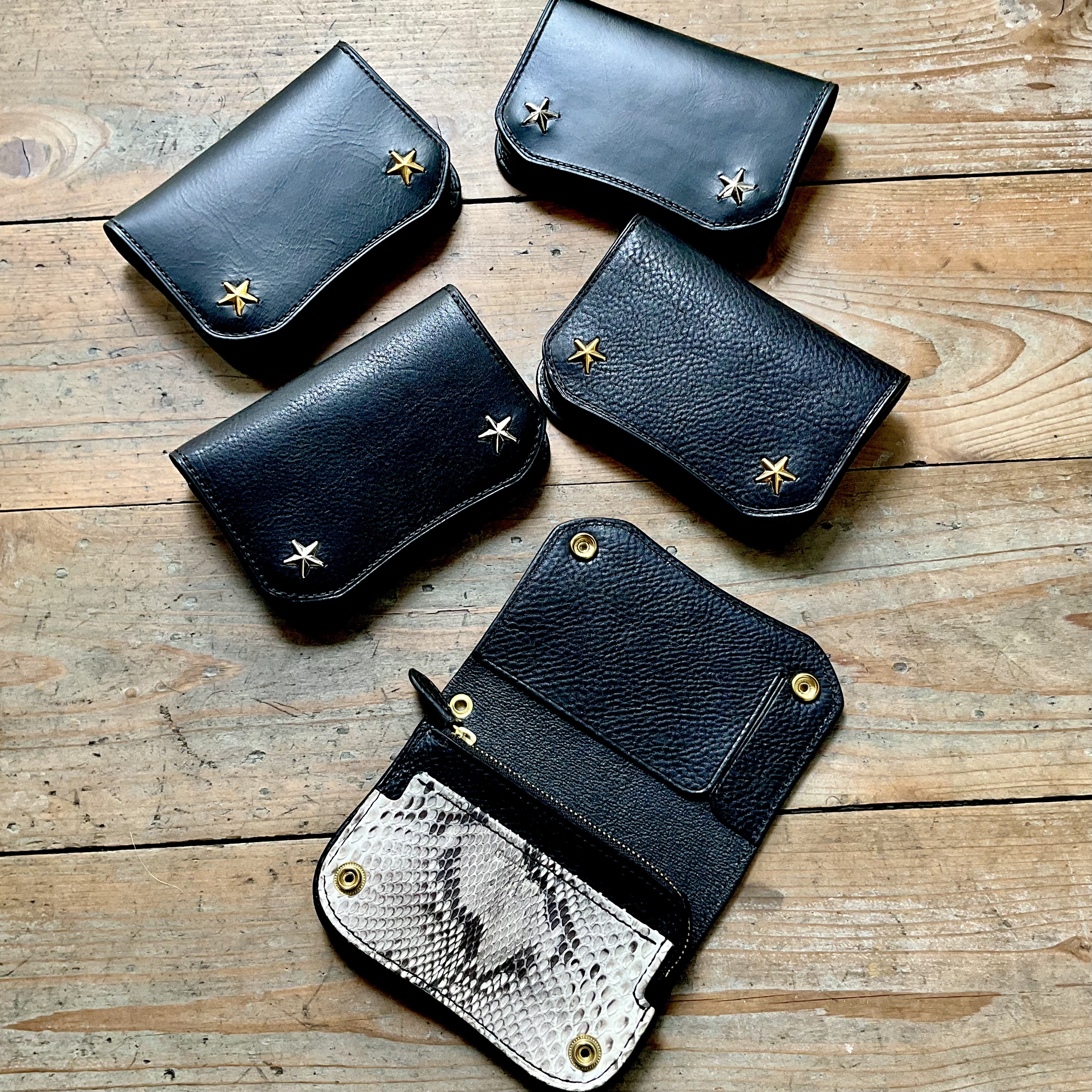 custom Python tracker wallet GrooverLeather　革財布
