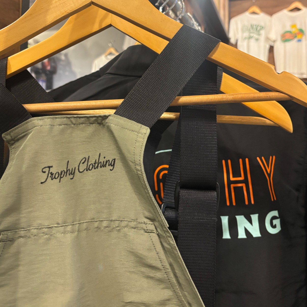 【入荷情報】TROPHY CLOTHING ベスト、コーチジャケットが入荷しました！
