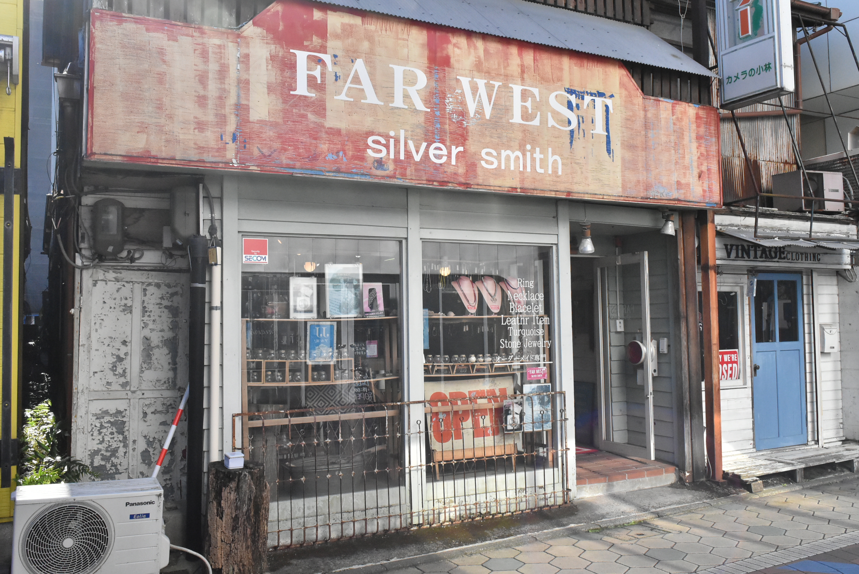 FAR WEST実店舗について