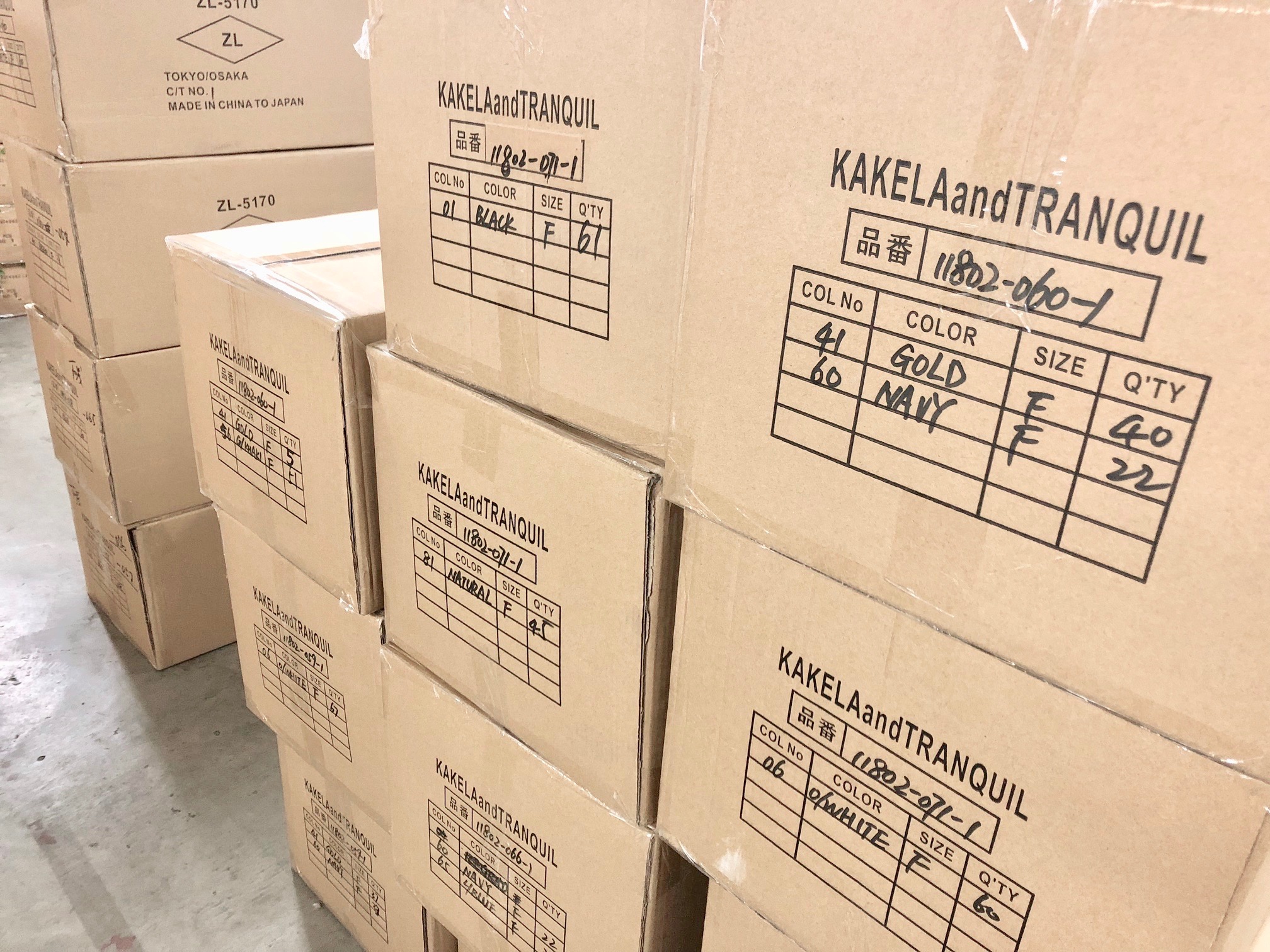 入荷で　倉庫！！