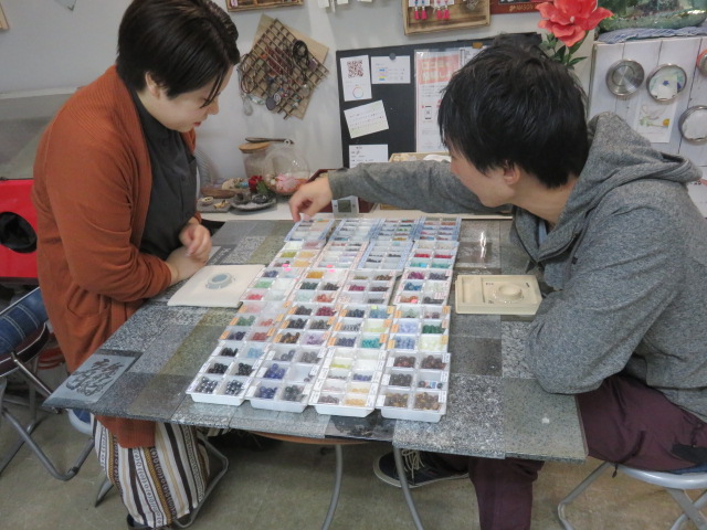 11月9日　国民祭典の日　　午前の部ブレスレット作り体験