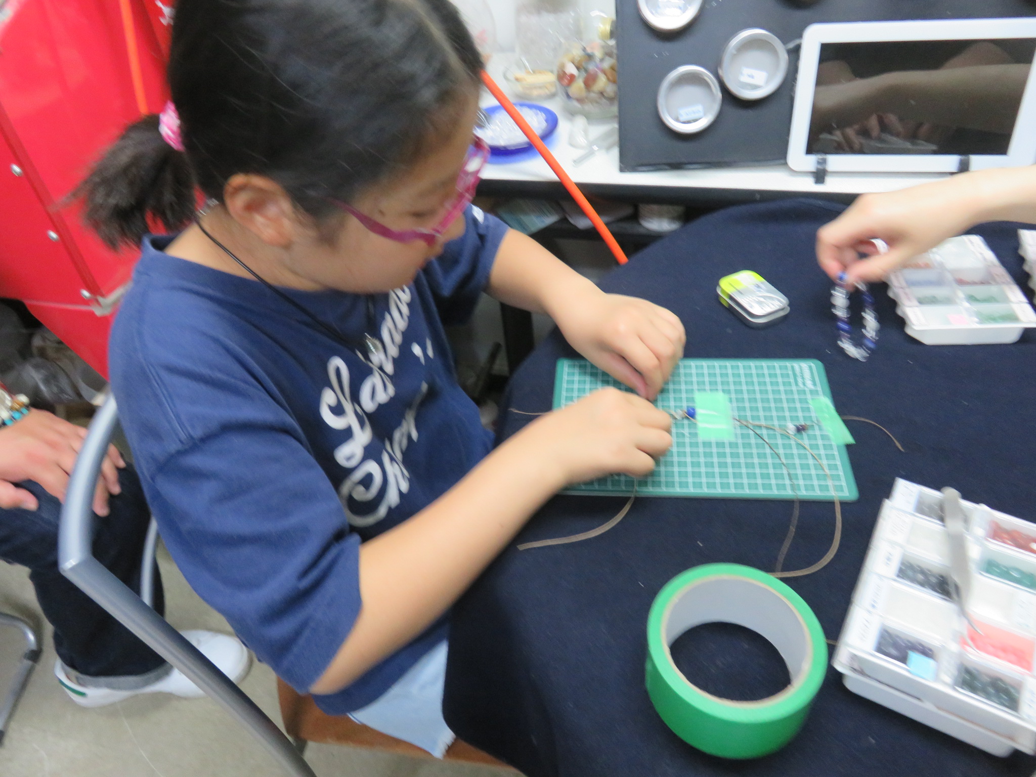 シャンバラブレスレット作り！　　小学生でも大丈夫！！
