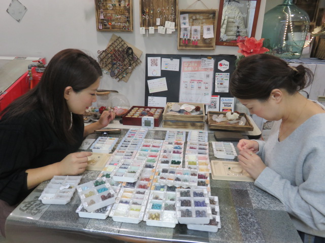 11月24日　午前の部　お嬢さんお2人のご来店
