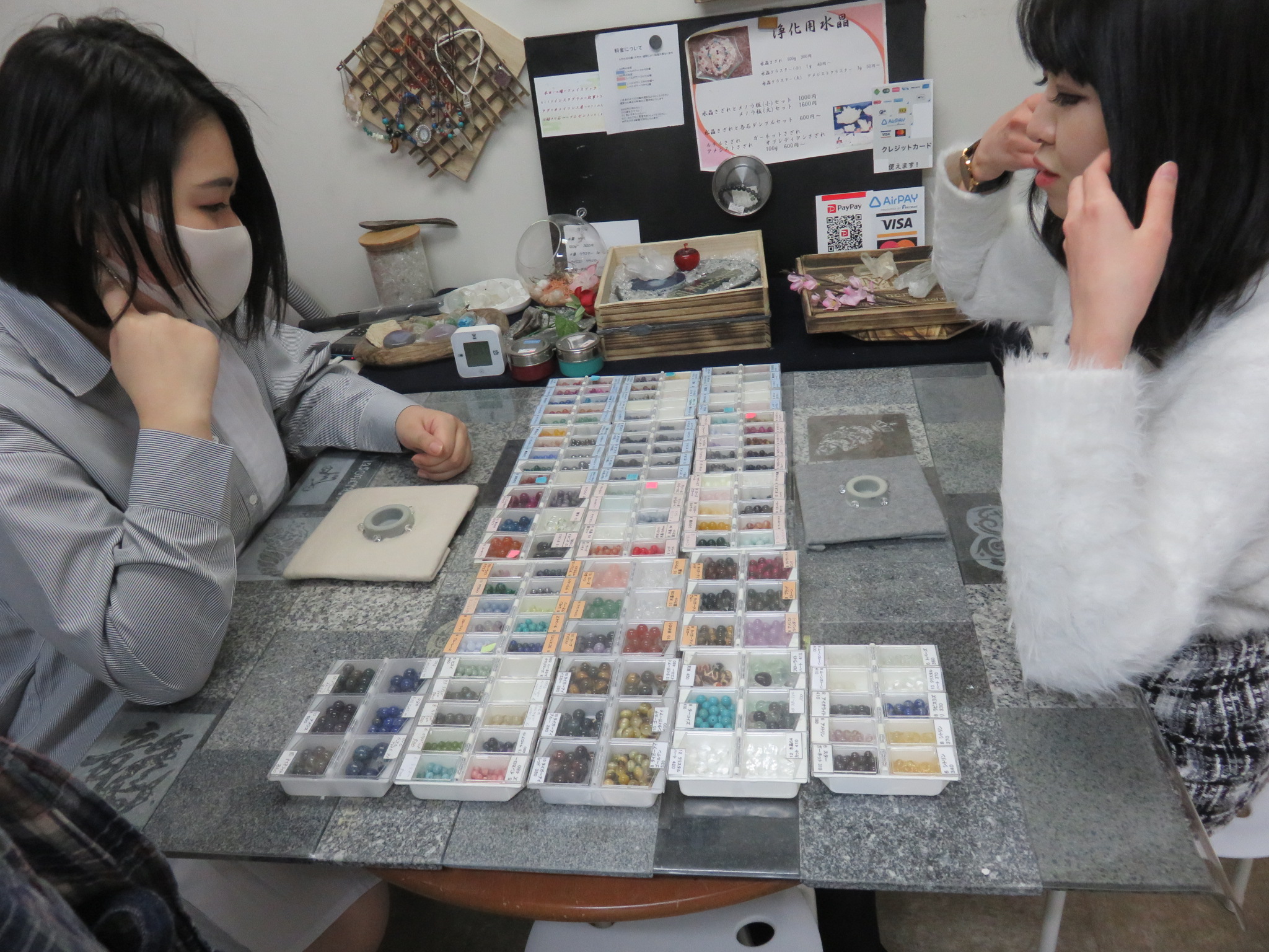 お2人お嬢さん　原宿でタピオカ買ってご来店