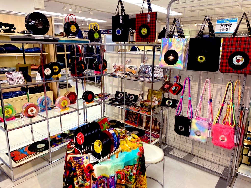 11/17月まで池袋東武出展中！