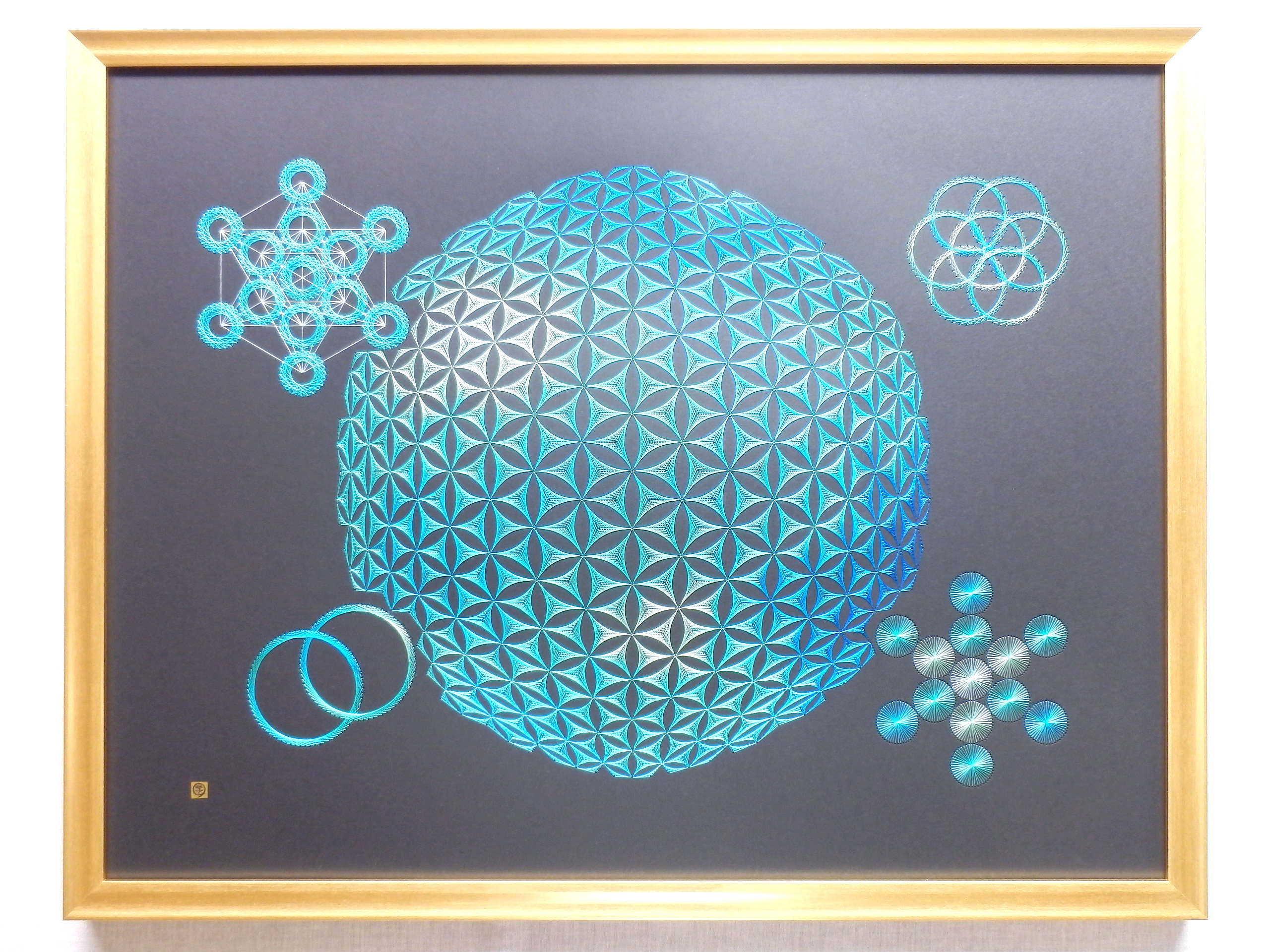フラワーオブライフから飛び出す神聖幾何学たち blue sacred geometry (#67)