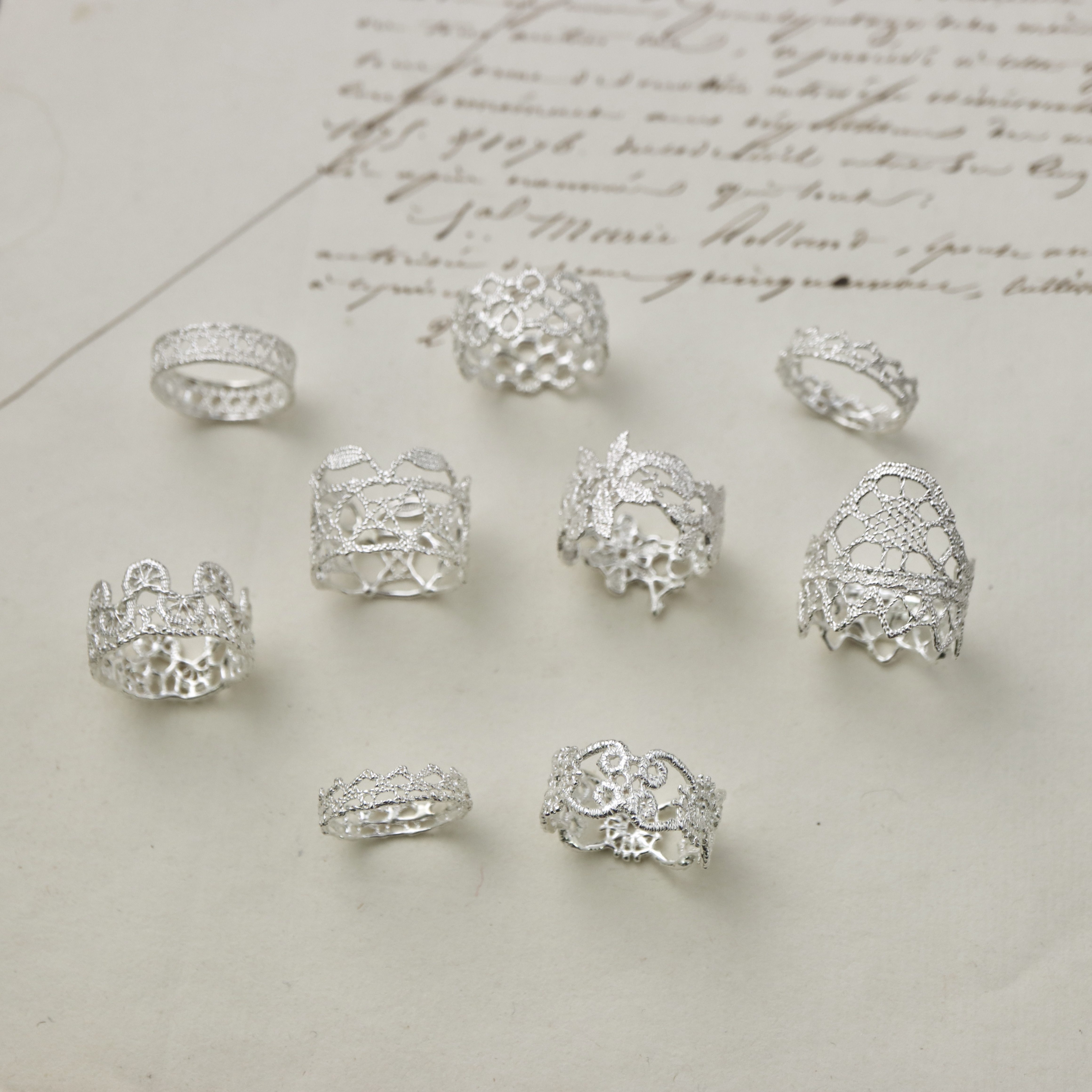 Cocoaのアンティークレースリングが入荷しました