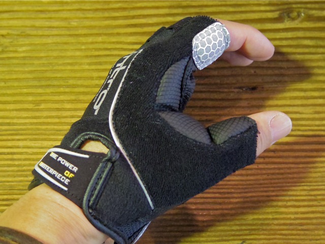 intro STINGER 4 グローブ 入荷しました