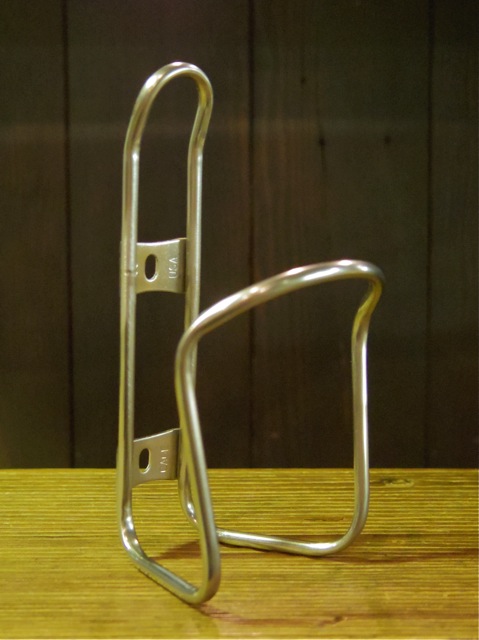 KING CAGE チタン ボトルケージ 追加しました