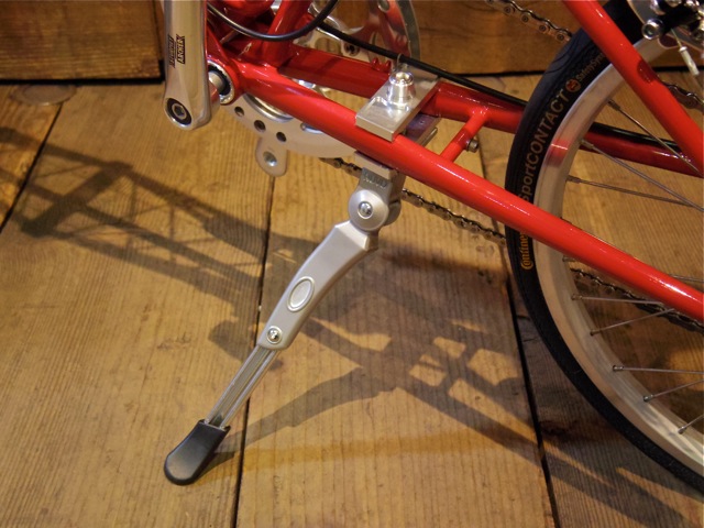 モールトン TSR センタースタンド 入荷しました