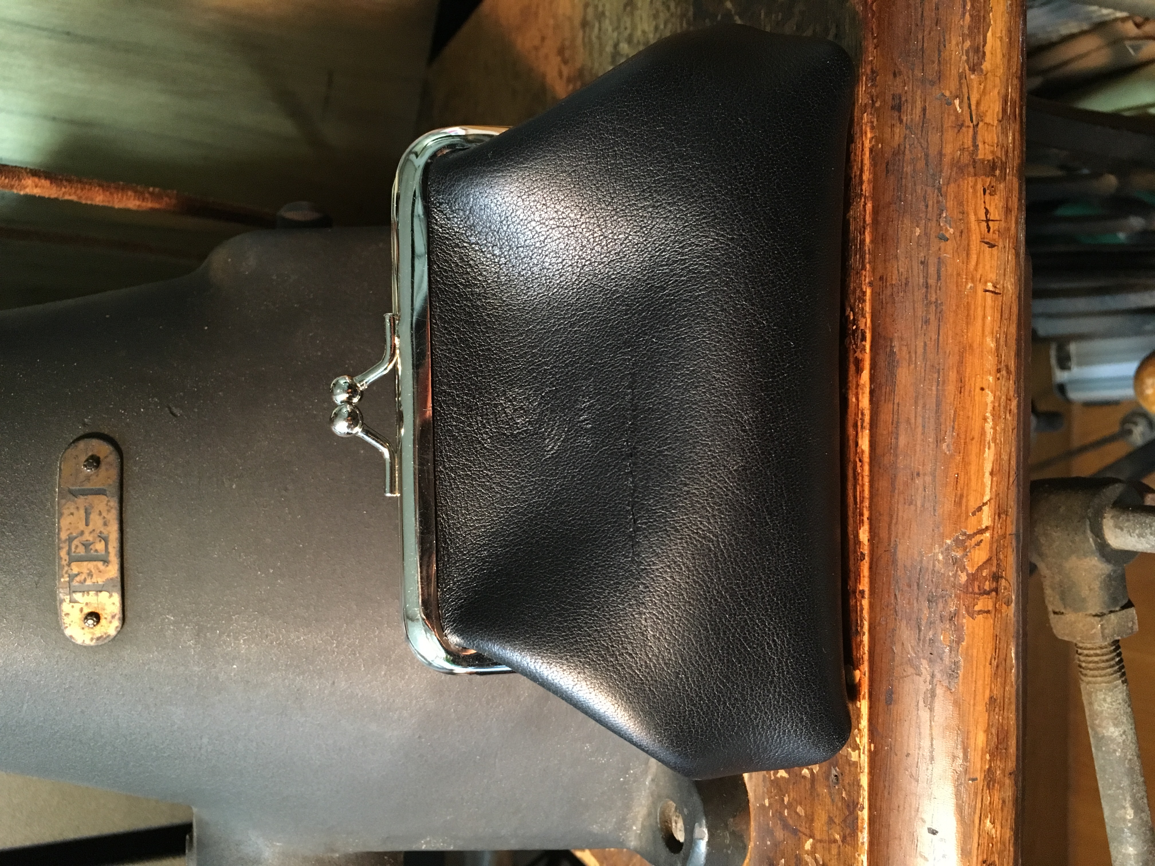 口金leatherポーチ 完成