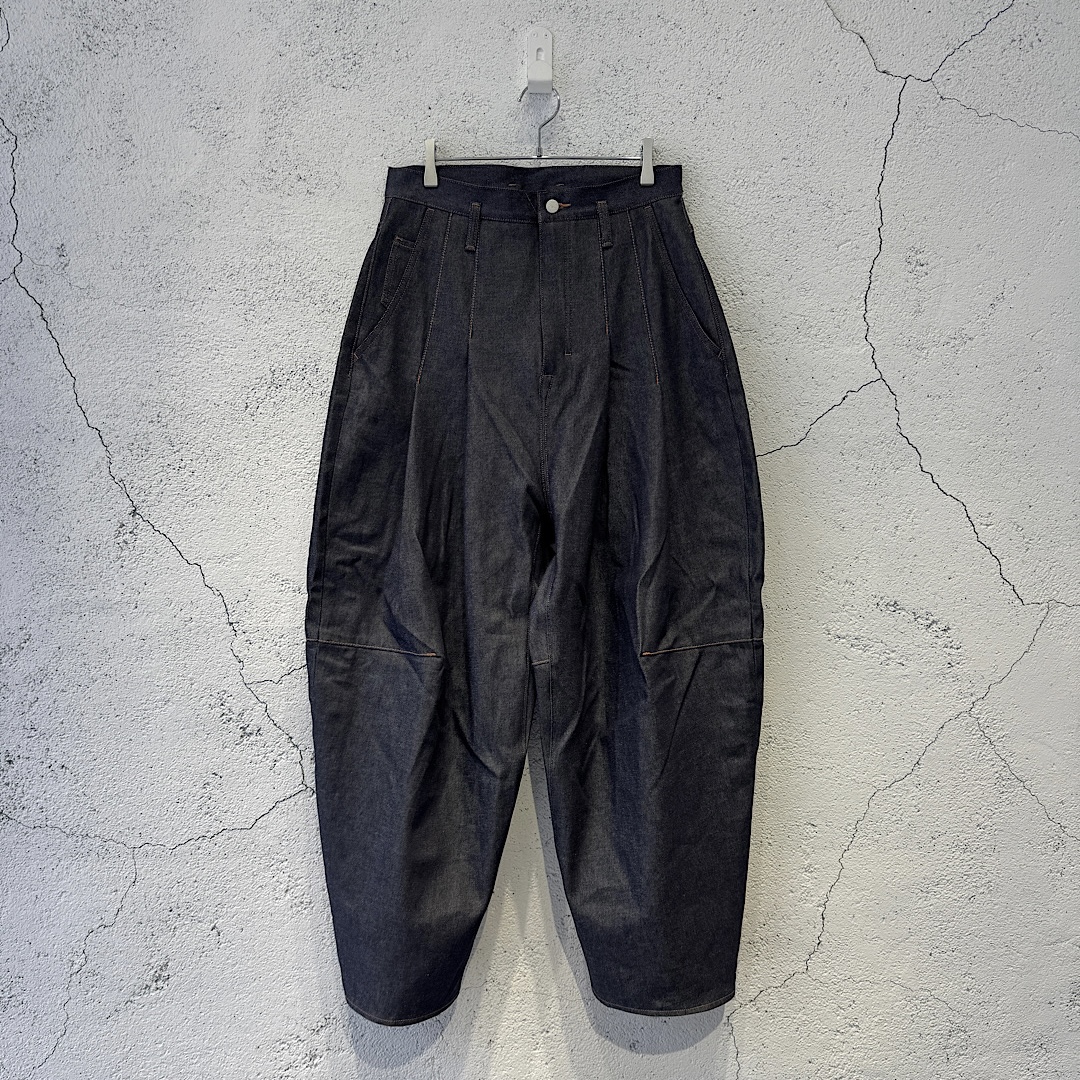 DENIMのBAGGY