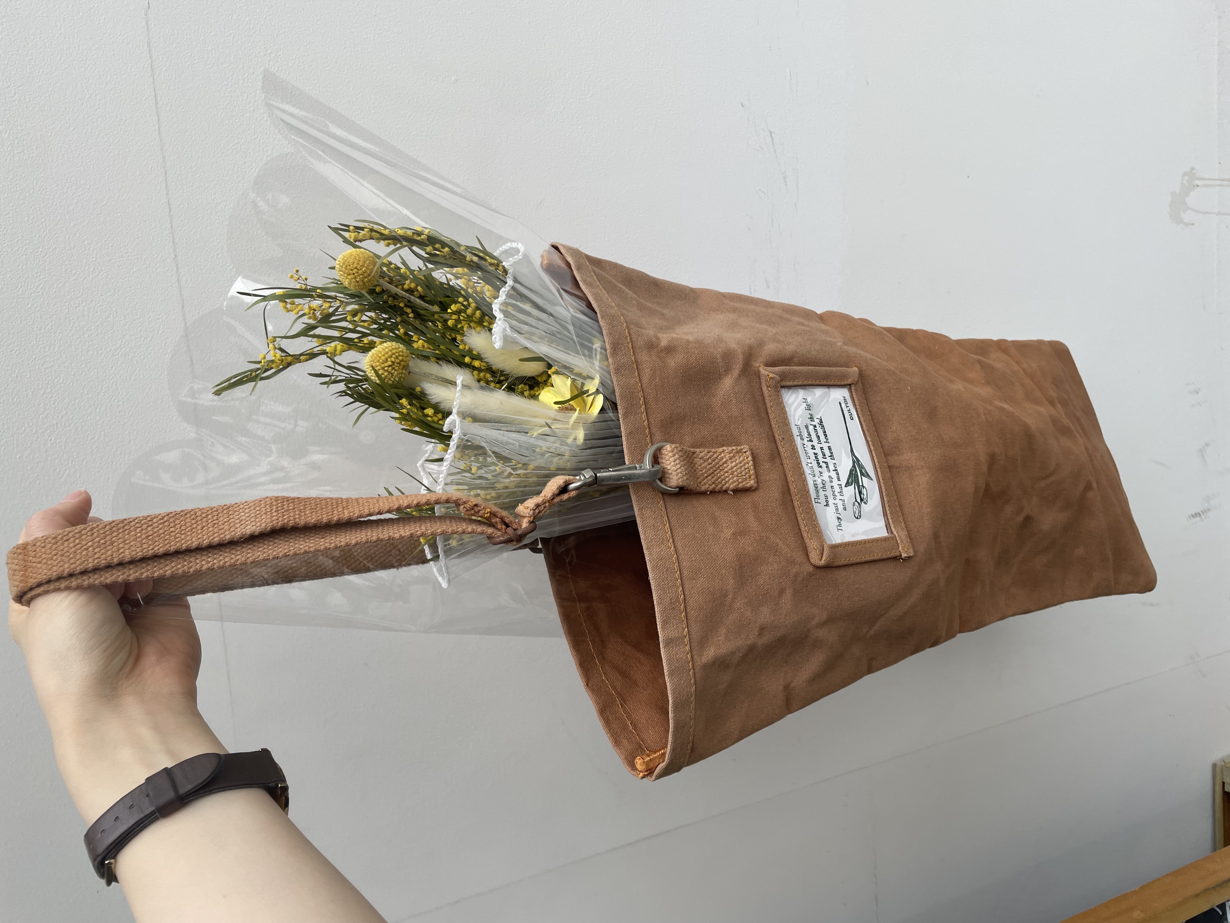 お花選びのお供に💐👜