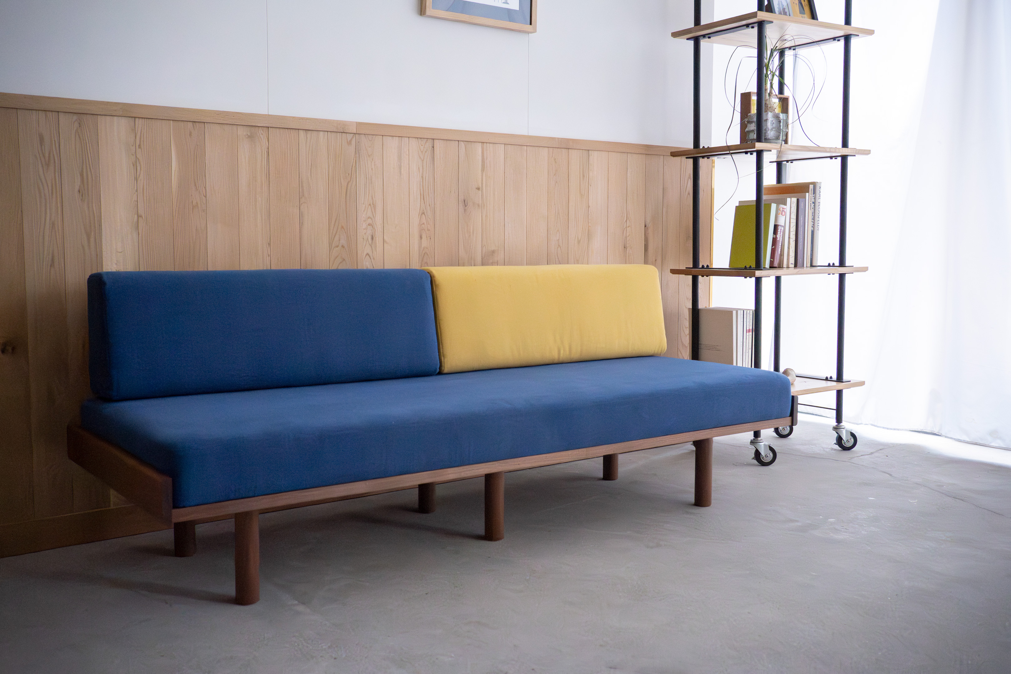 バイカラーの sofa LAY