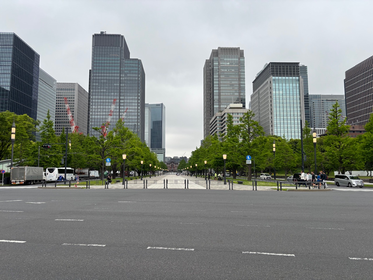 TOKYOの朝。ちょっとひんやり。