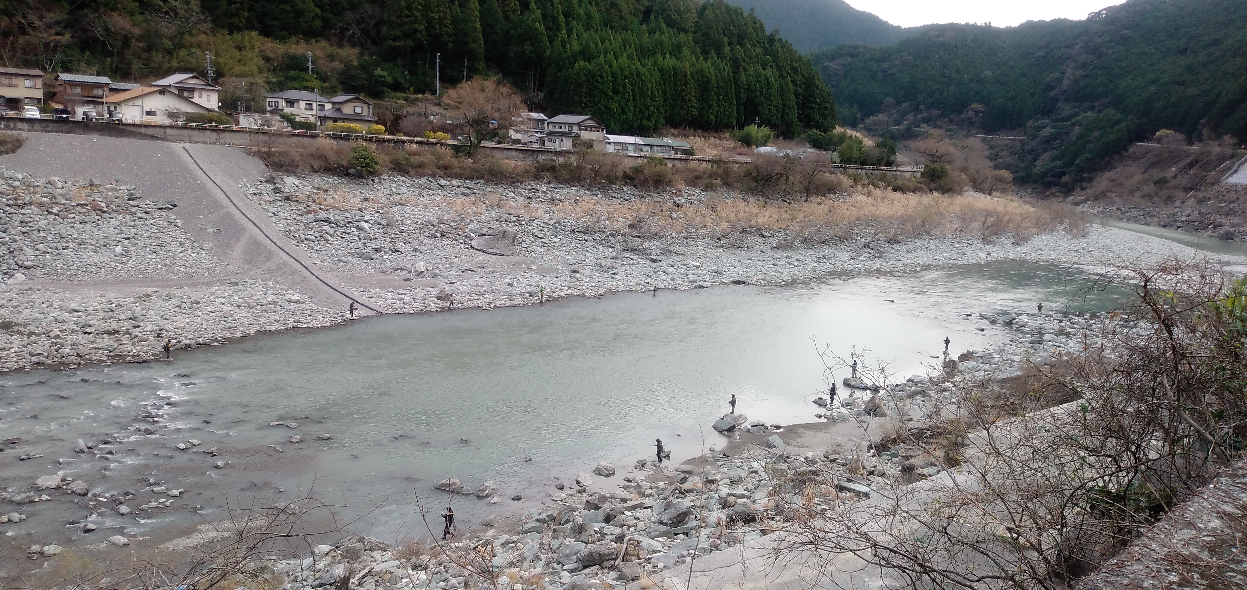 天竜川、釣り納め、ボで締めました