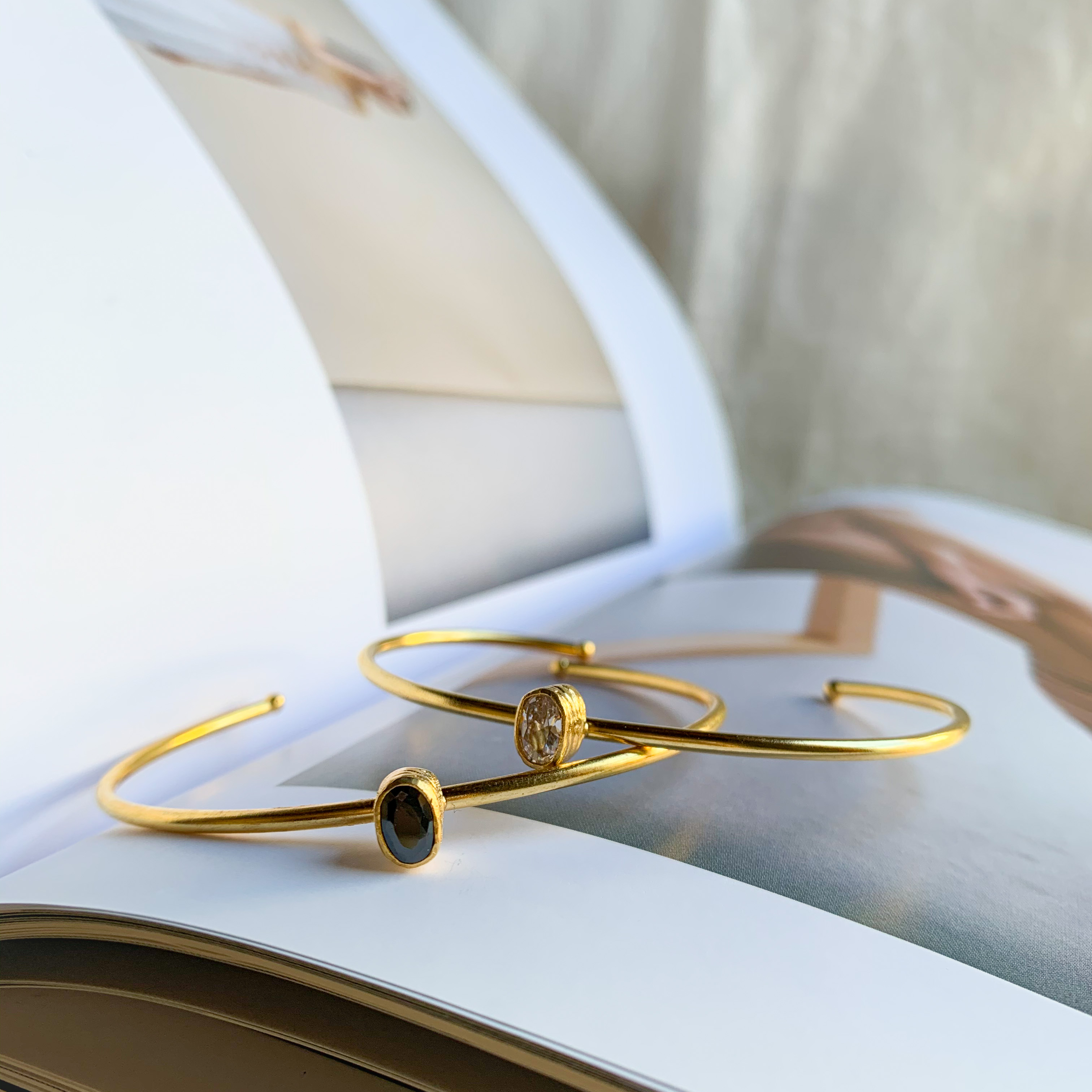 gold bangle♡