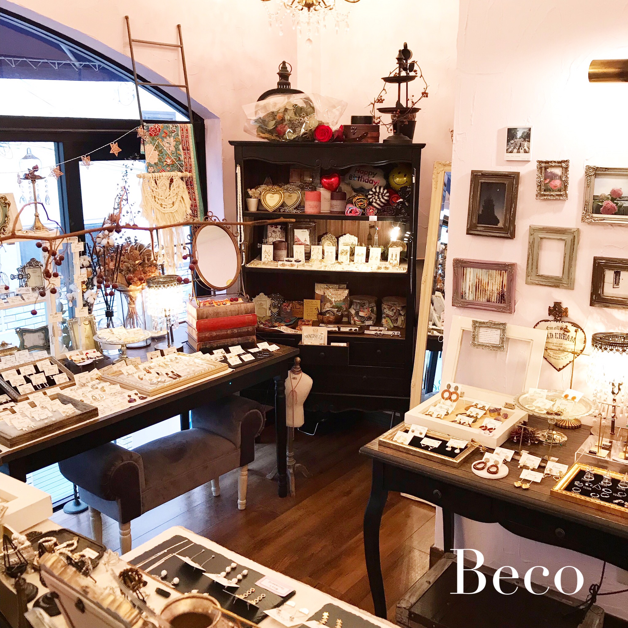 店内♡
