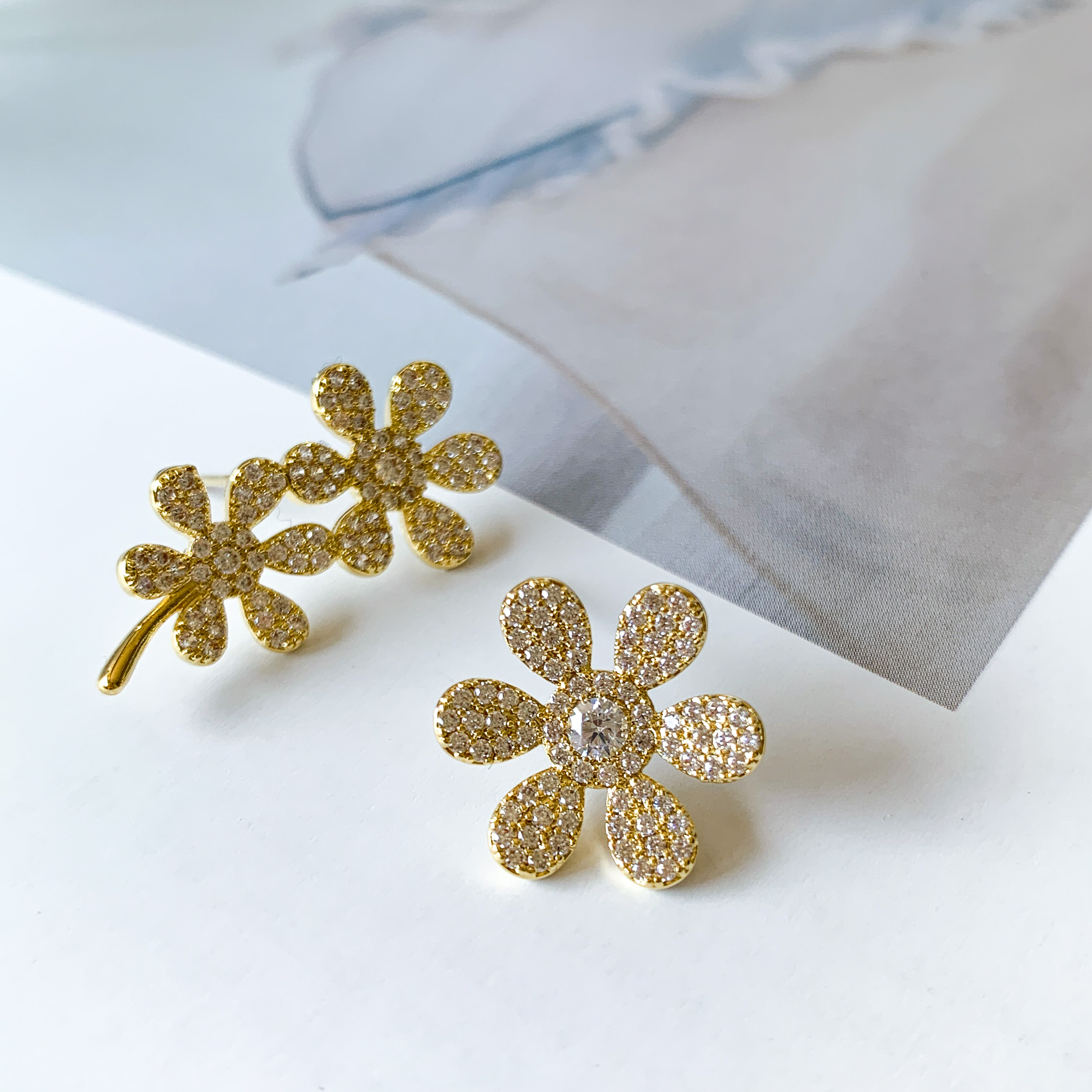asymmetry flower♡