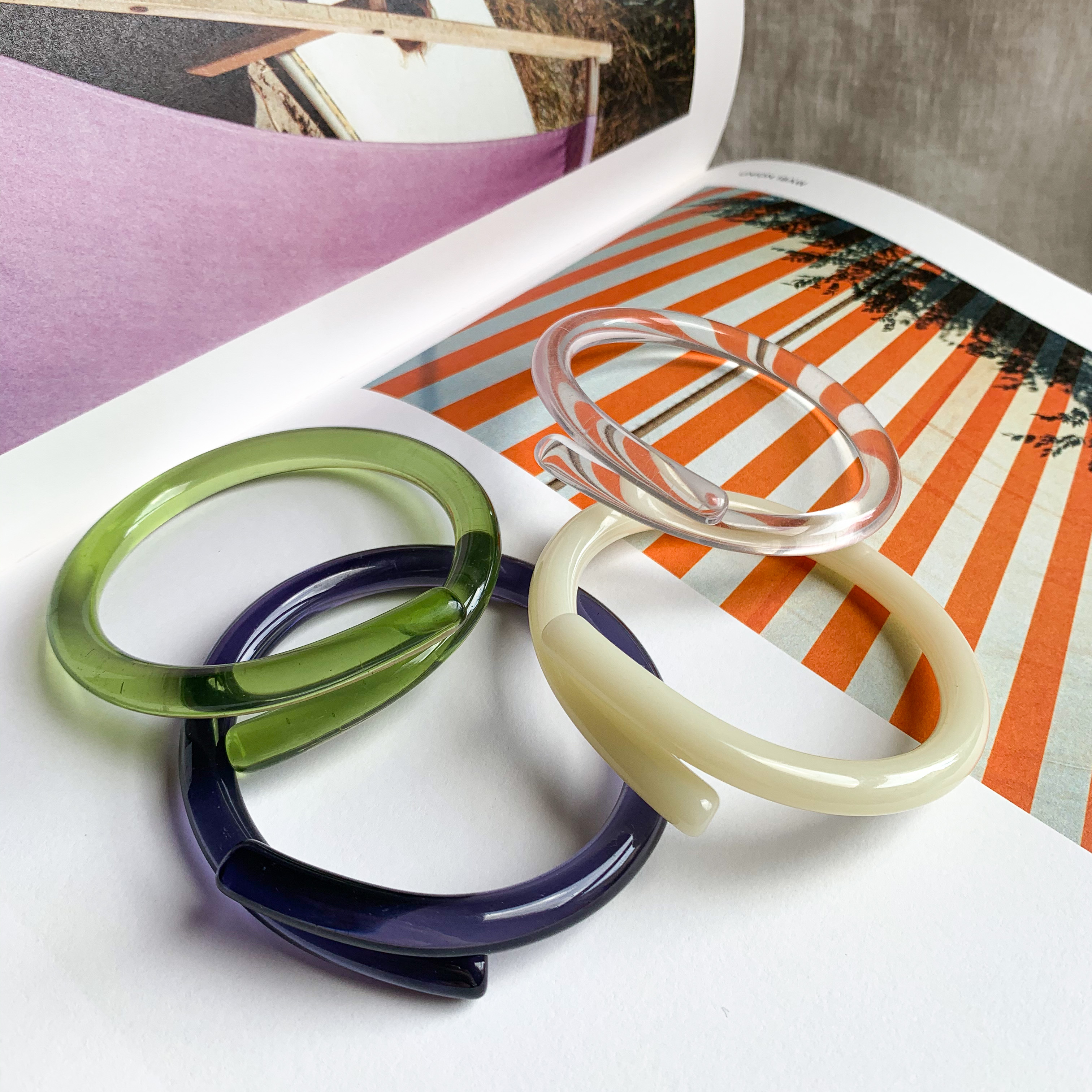 Acryl bangle♡