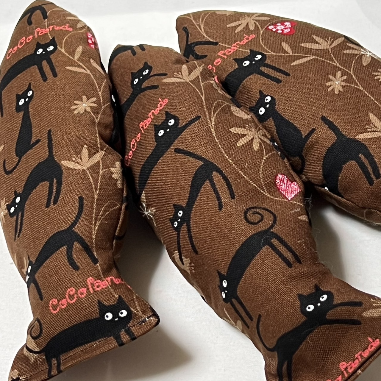 梅雨のジメジメを猫達と楽しく過ごそう