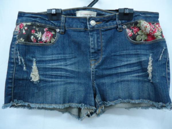 古着/レディース/良品★2.1DENIM/Foever21★デニムダメージショートパンツ/
