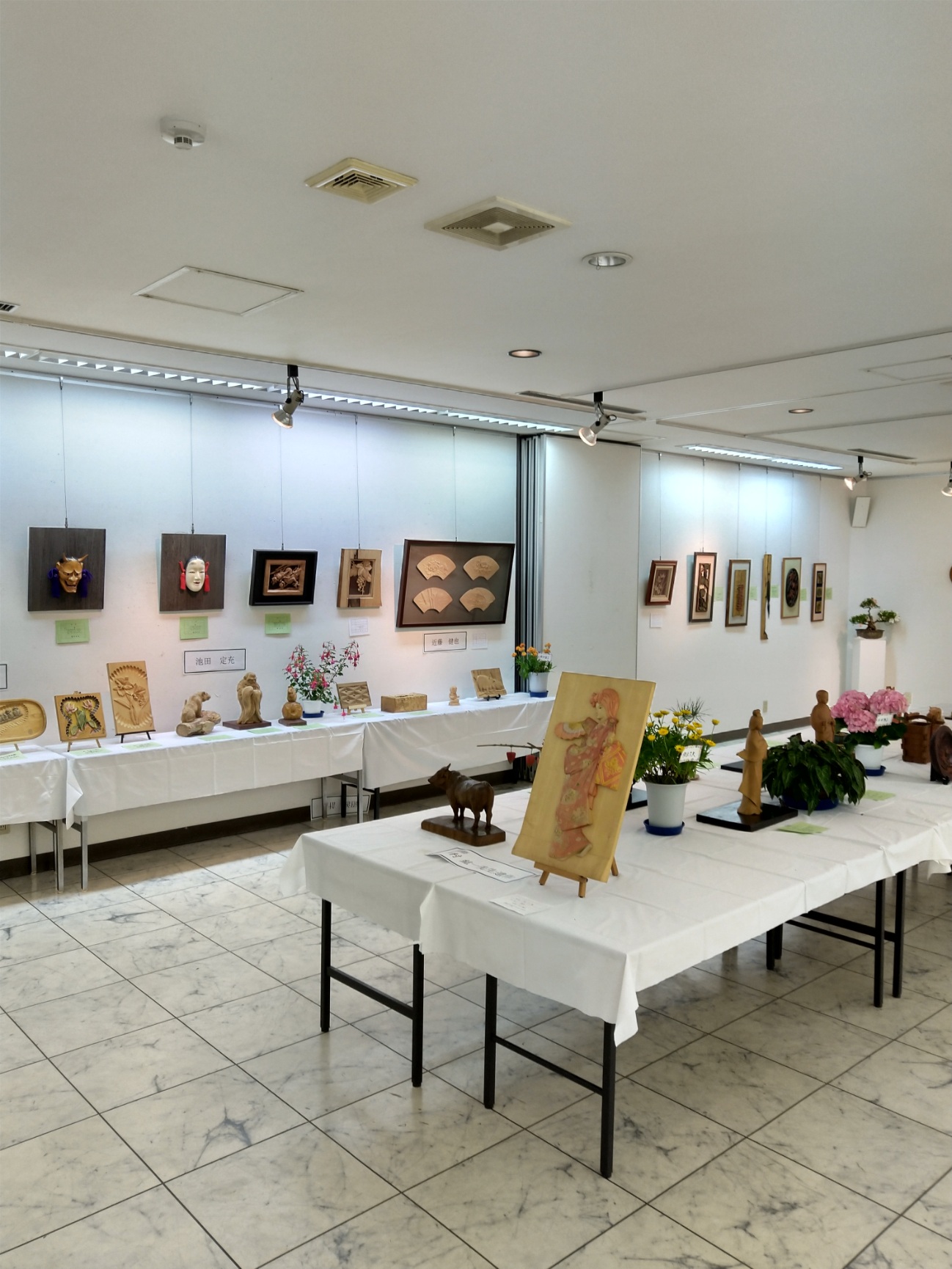 大島画廊木彫教室「きつつき会」作品展