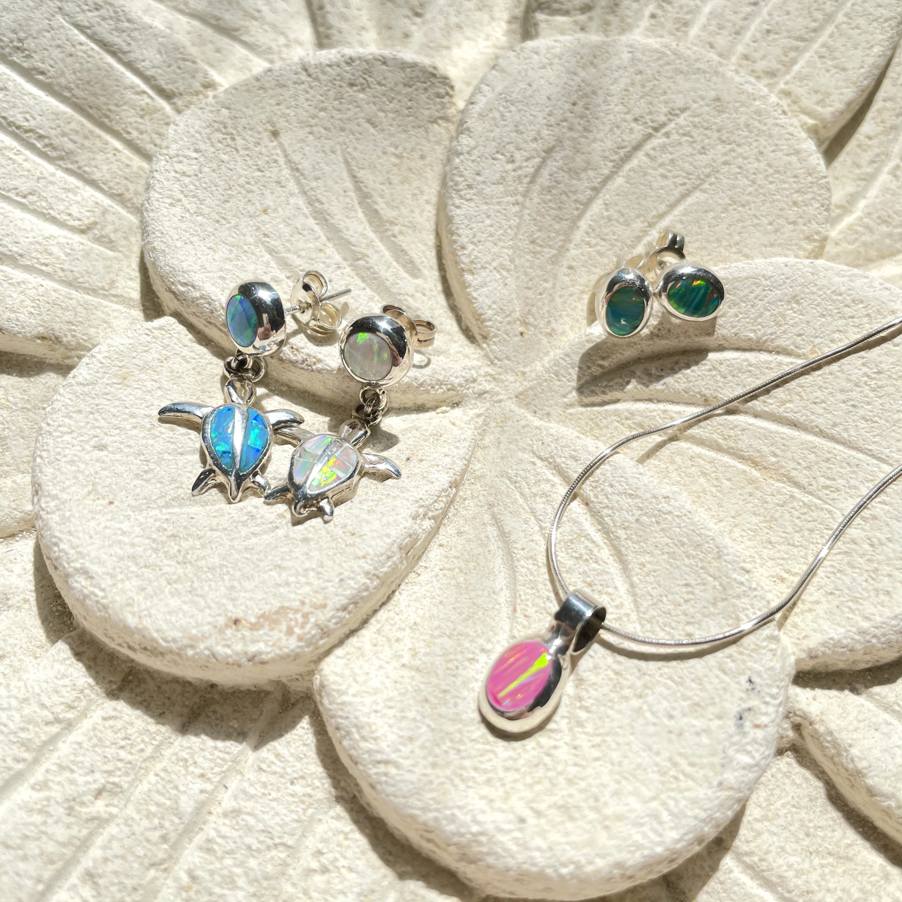 ポジティブな毎日を🌈Mexican Opal Pierce