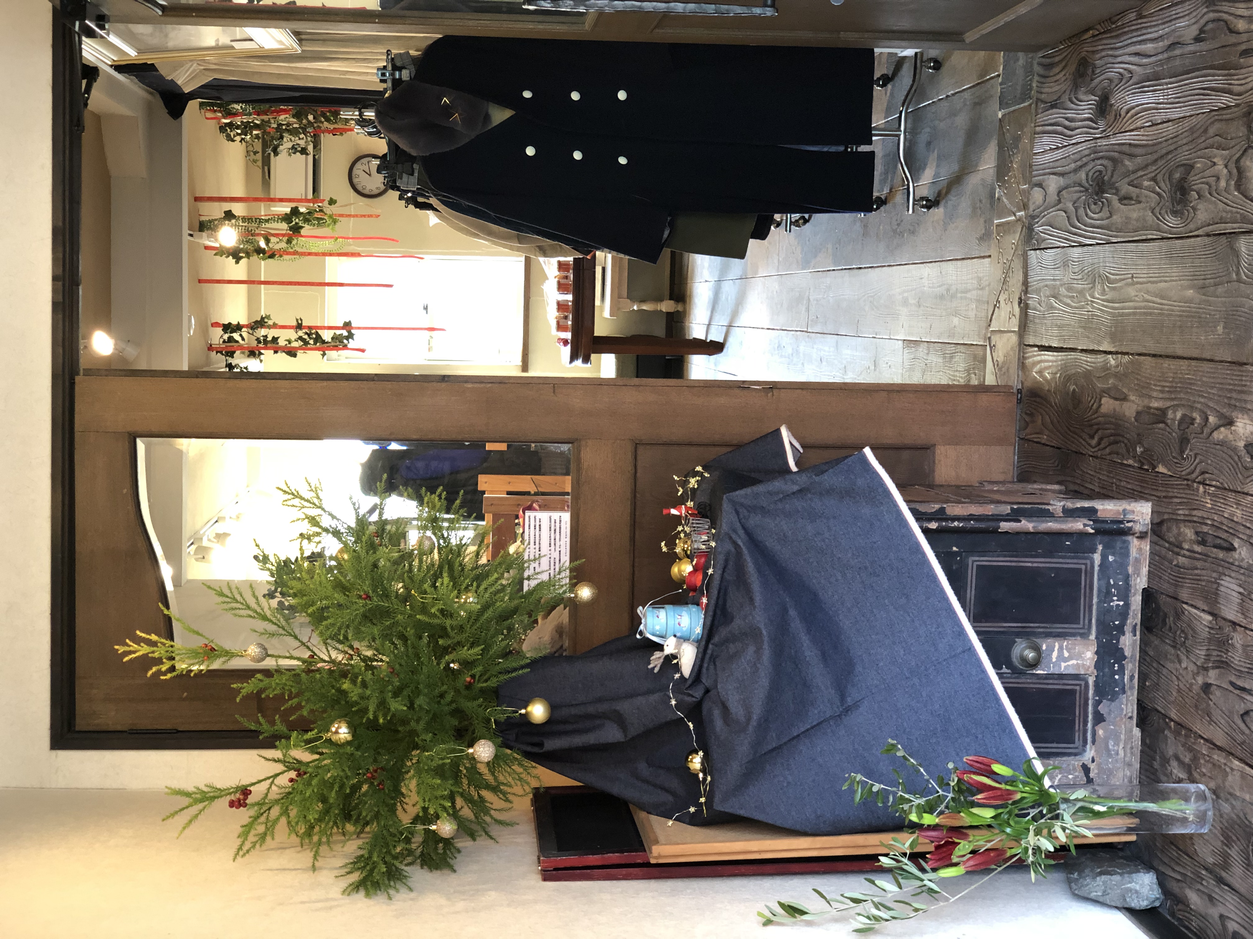 クリスマス気分満載でスタート