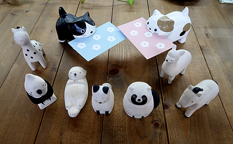 猫のカードホルダー入荷