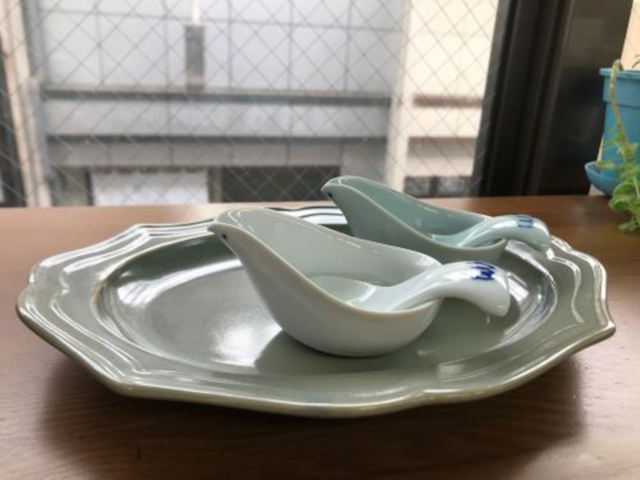鳥のジャムやソース入れ