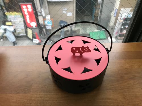 赤べこの蚊やり