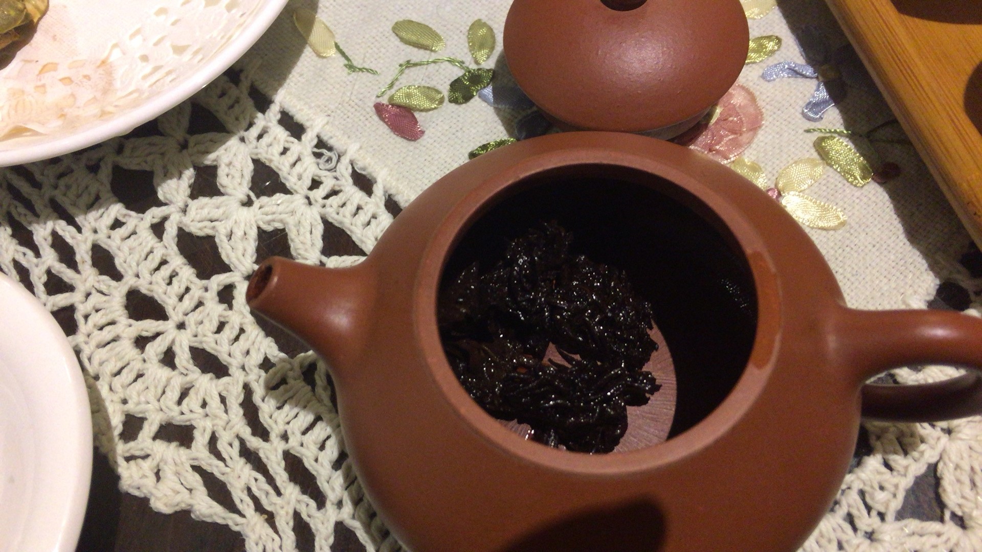 《烏龍茶を最大限に美味しく飲むなら》常滑焼の台湾急須