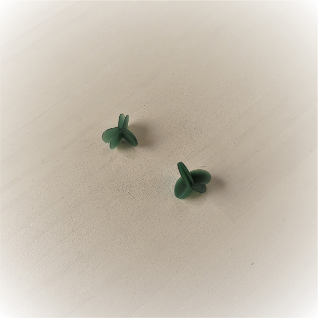 店頭用商品、制作中です。