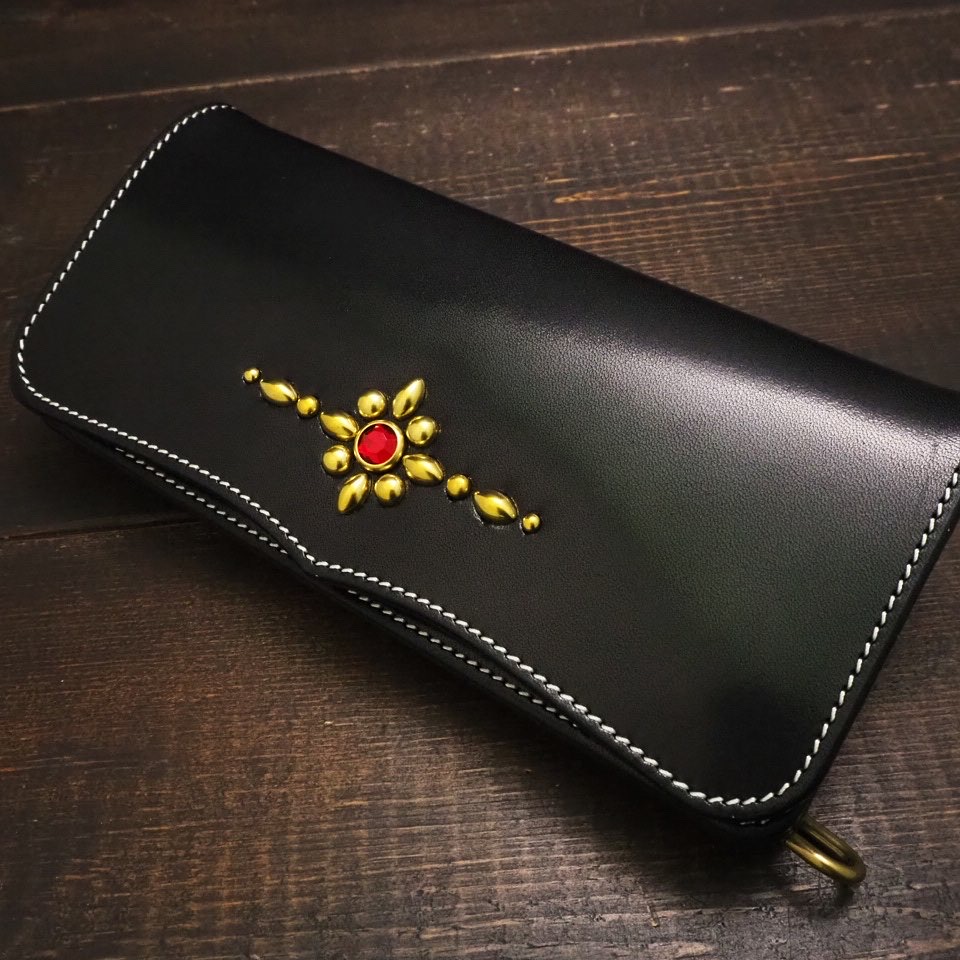 スタッズロングウォレット