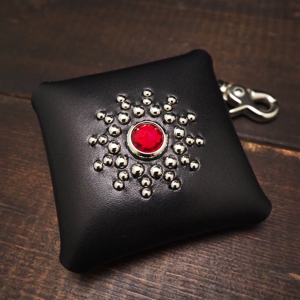 スタッズコインケース