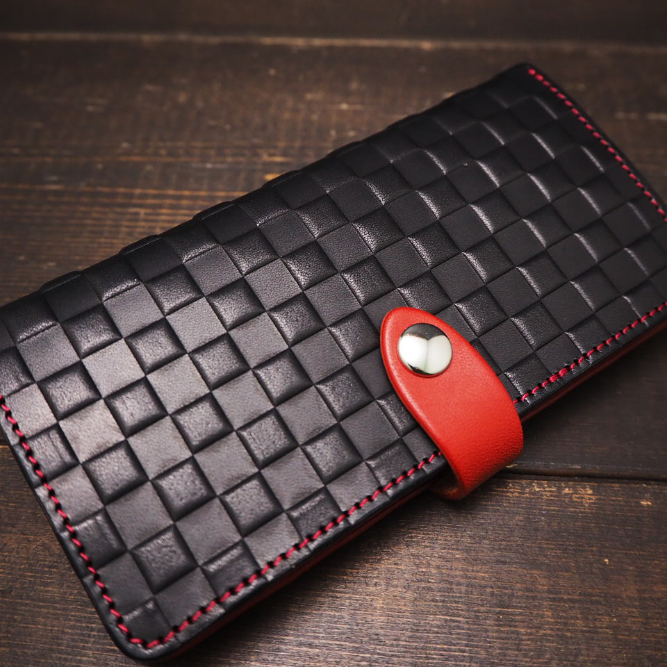 市松模様のスマホケース