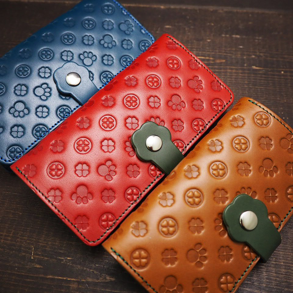 肉球スマホケース