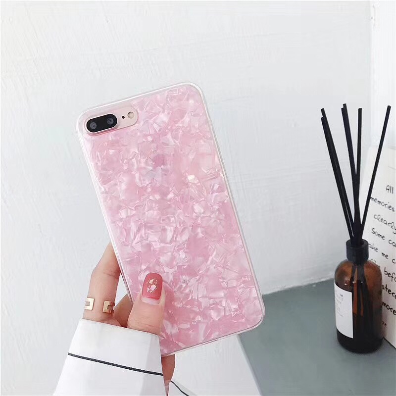 大人気のピンクカラーのシェル柄デザイン☆彡大人カワイイケースがiPhoneの新機種も対応