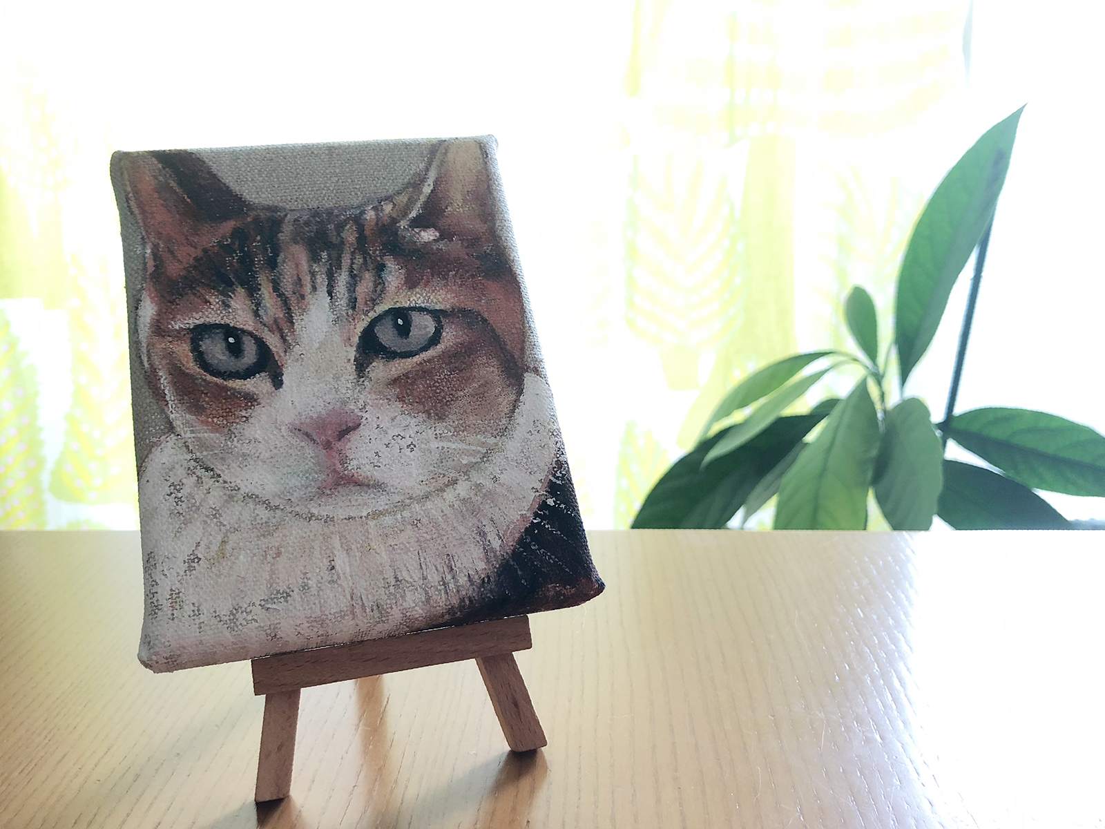 オーダーメイドの猫ちゃんのアクリル画を作りました。