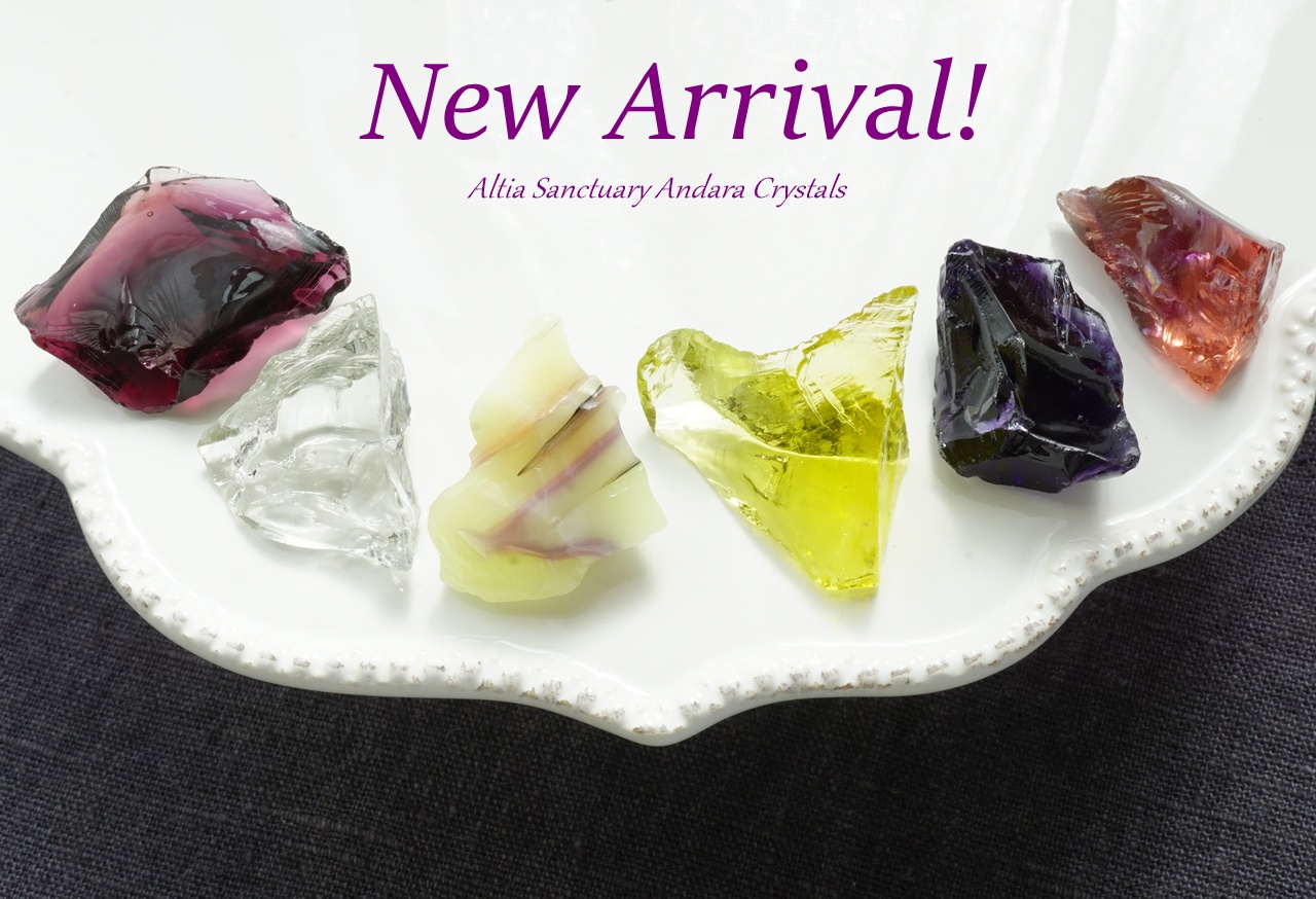 New！中粒サイズのアンダラクリスタル６点入荷しました✨