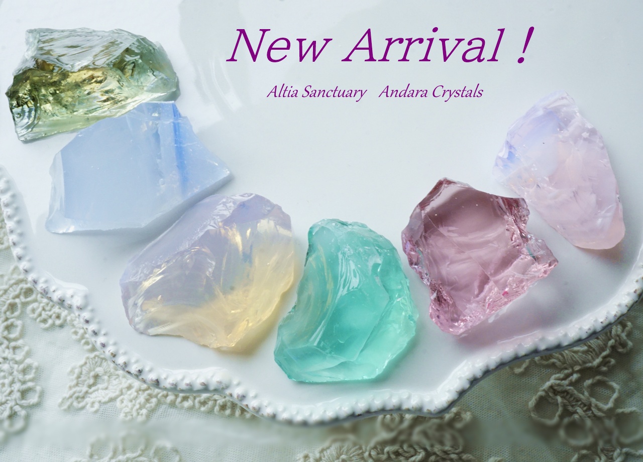 New！大きめアンダラクリスタル６点入荷のお知らせ🌟
