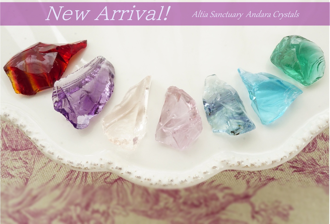 New! 小さめアンダラクリスタル７点入荷しました✨