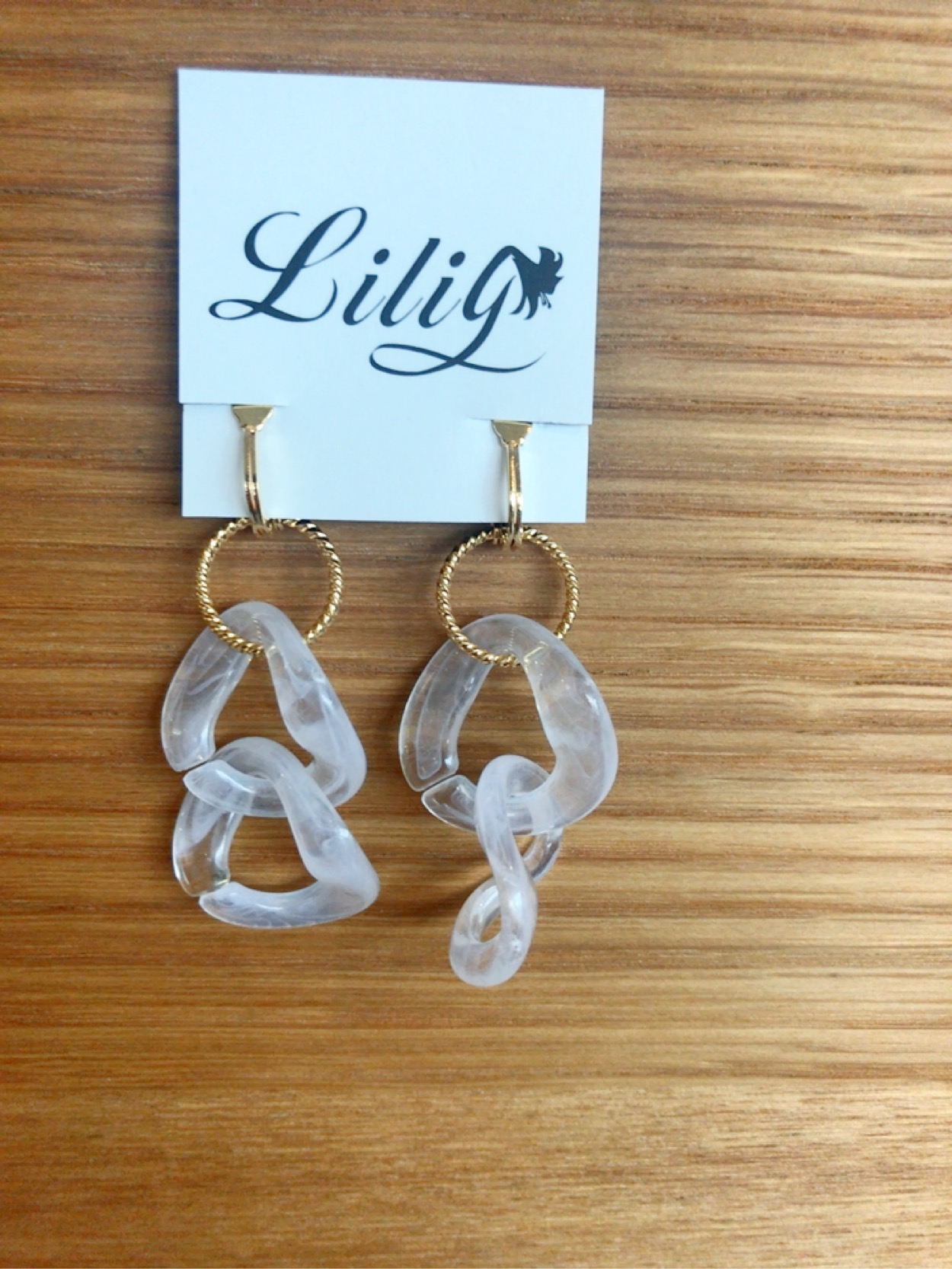 痛くならない 鎖型クリアイヤリング Liliyosaka