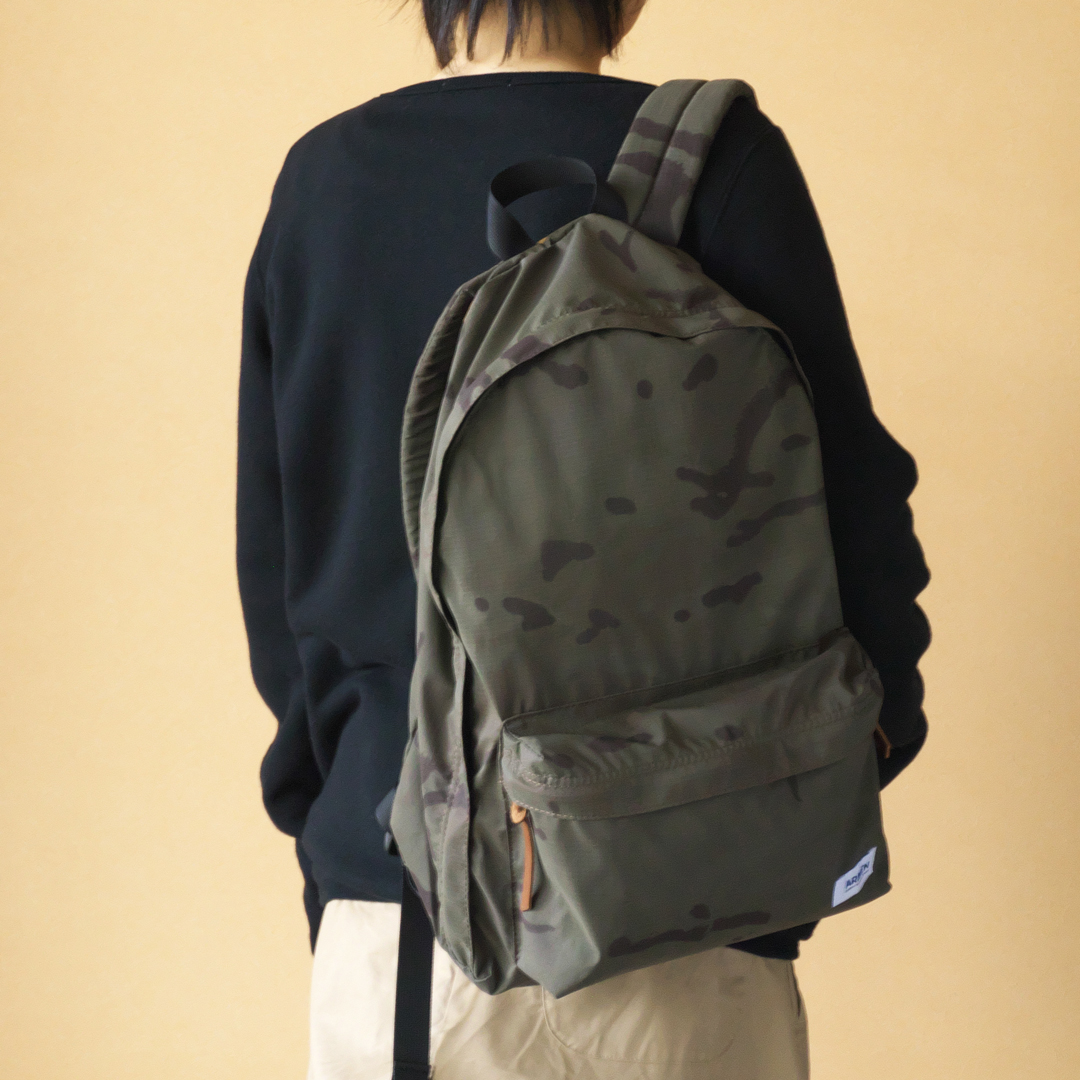 ARMEN アーメン　DAY PACK デイパック・カモフラージュ